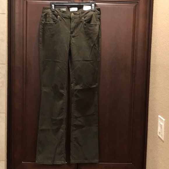 Sonoma Everyday Jean bootcut NWT size 6 in Olive - Picture 1 of 6